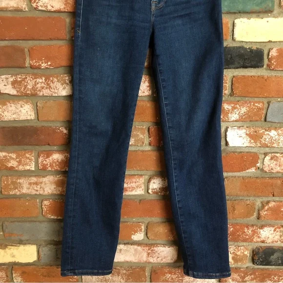 Good American Always Fit Good Classic Blue Jeans 00-4 - Picture 5 of 9